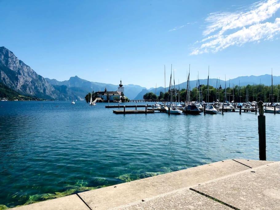 Fewo Kuferzeile Gmunden Seenaehe Buitenkant foto